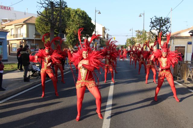 El color y la alegría del Carnaval llenan las calles de San Pedro del Pinatar - 1, Foto 1