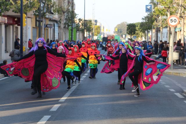 El color y la alegría del Carnaval llenan las calles de San Pedro del Pinatar - 2, Foto 2