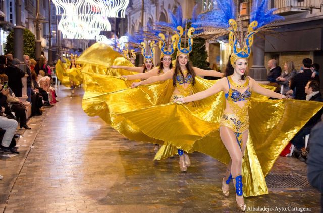 El desfile del carnaval hizo vibrar a Cartagena en el fin de semana grande - 1, Foto 1