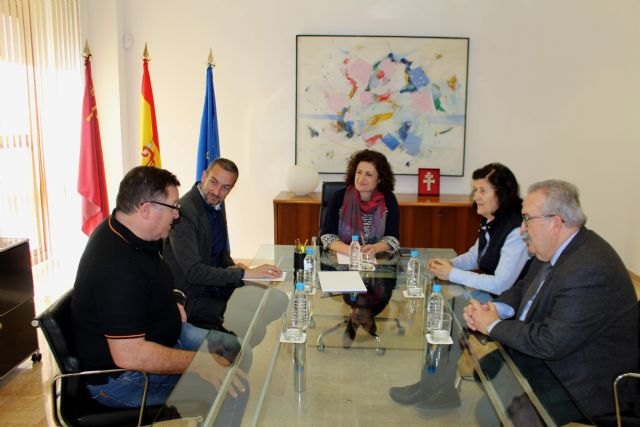 La Comunidad destaca el trabajo de Manos Unidas y Bomberos en Acción en las labores de emergencia por el terremoto de Ecuador - 1, Foto 1