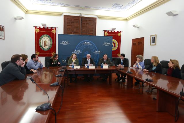 La UCAM acreditará las acciones en RSC de las farmacias de la Región - 1, Foto 1