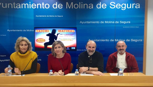 El Ayuntamiento y el IES Francisco de Goya ponen en marcha una actividad de Taichí matinal todos los martes y jueves - 2, Foto 2