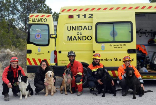 The Canine Civil Protection Unit in Totana participates in the III Cynological Workshop on Search, Rescue and Detection, Foto 2