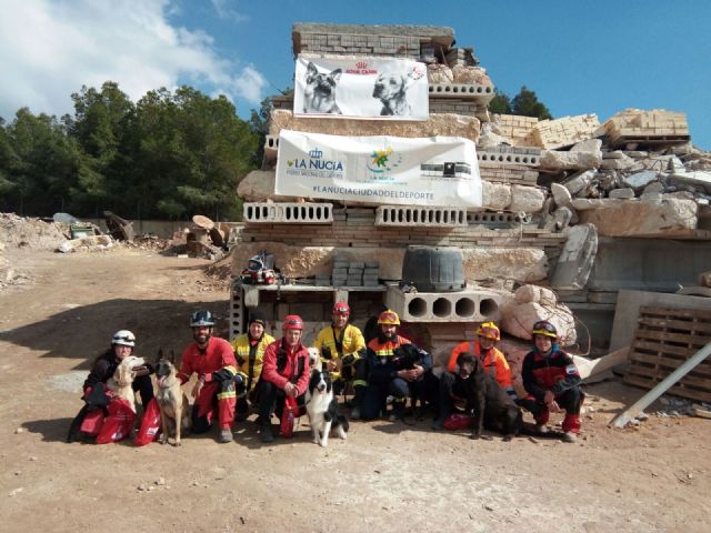 The Canine Civil Protection Unit in Totana participates in the III Cynological Workshop on Search, Rescue and Detection, Foto 3