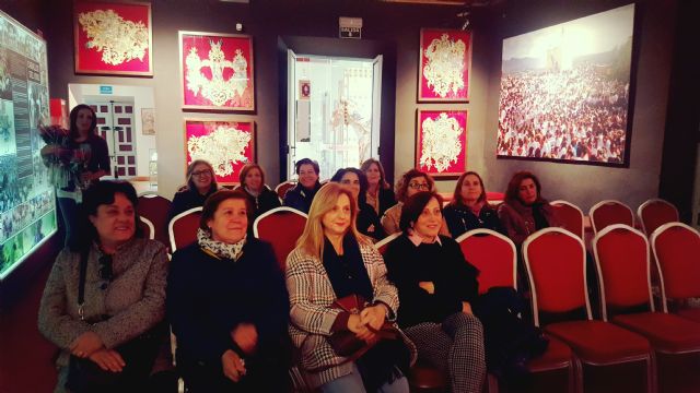 Las bordadoras caravaqueñas y Eva Álvarez, de Clínicas Lipoescultor, recibirán los galardones del 'Día Internacional de la Mujer' - 3, Foto 3