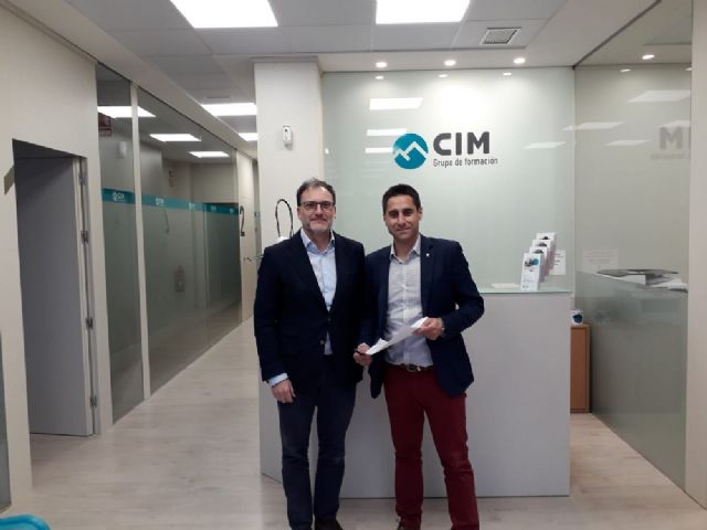 Convenio de cooperación entre FAMU y CIM Formación Murcia - 1, Foto 1