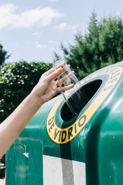 La recogida selectiva a través del contenedor verde ascendió a 26.395 toneladas en 2019, lo que representa un incremento del 4% con respecto a 2018 - 2, Foto 2