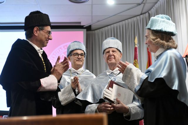 El historiador del arte Alfonso Rodríguez Gutiérrez de Ceballos, nuevo Doctor Honoris Causa de la Universidad de Murcia - 2, Foto 2