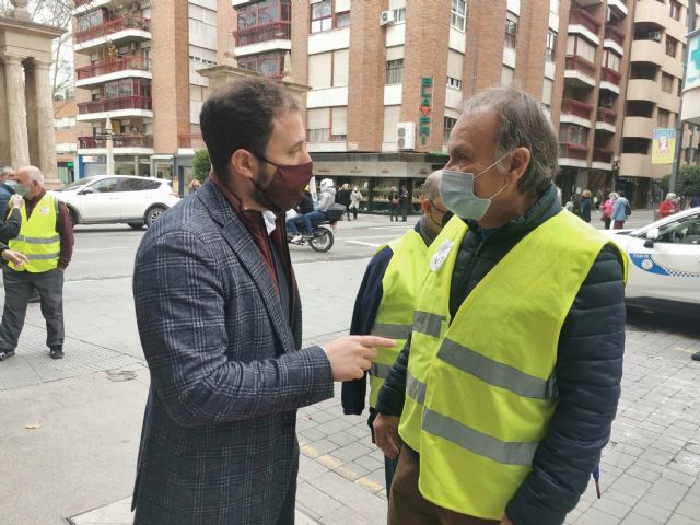 Ciudadanos Lorca pide defender y proteger a las personas mayores y vulnerables y facilitarles las gestiones bancarias y administrativas - 2, Foto 2
