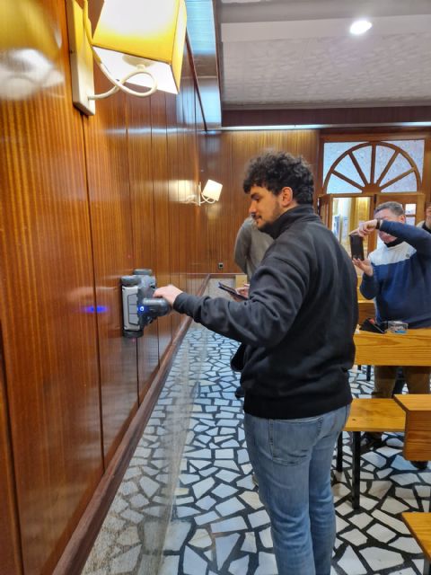 Estudiantes de Arquitectura y Minas buscan con tecnología georradar esculturas perdidas en la iglesia de San Diego - 1, Foto 1