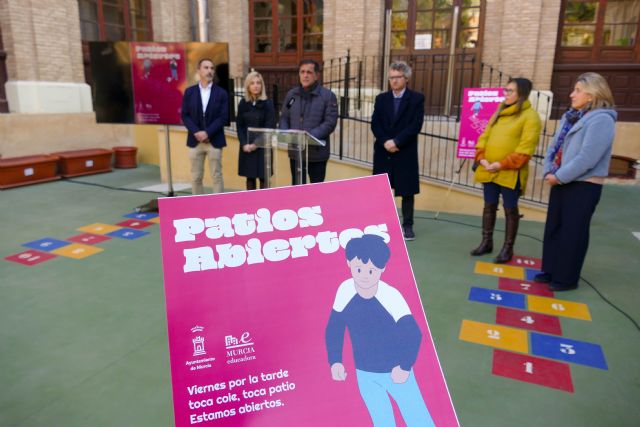 El Alcalde José Antonio Serrano presenta el proyecto para abrir los colegios públicos del municipio a los ciudadanos a partir de marzo los viernes por la tarde - 1, Foto 1