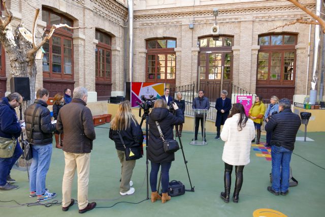 El Alcalde José Antonio Serrano presenta el proyecto para abrir los colegios públicos del municipio a los ciudadanos a partir de marzo los viernes por la tarde - 3, Foto 3
