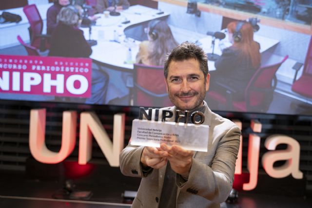 Los periodistas Carlos del Amor y Lucía Santiago, premios Nipho 2025 - 3, Foto 3