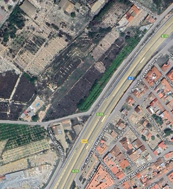 Grave accidente en la A7: mujer se precipita de una autocaravana en movimiento y es trasladada de urgencia al hospital - 1, Foto 1