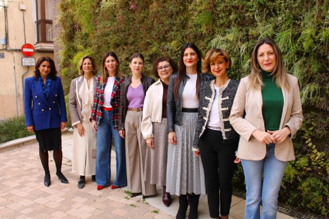 El PP lanza en Lorca una ofensiva conjunta en todos los parlamentos para conseguir una Ley Orgánica nacional que prohíba el burka - 3, Foto 3