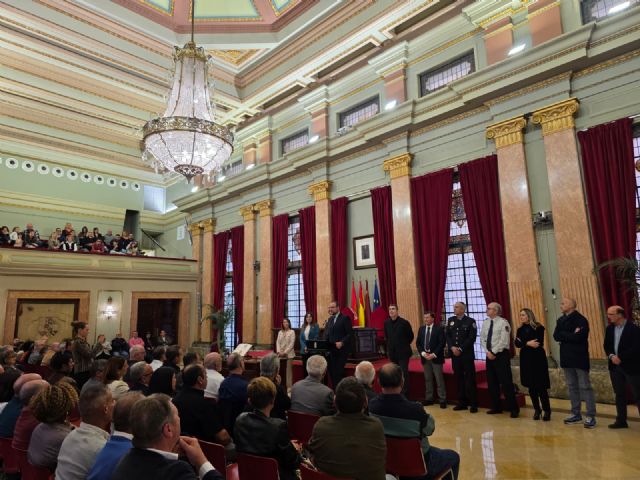 Un centenar de empleados públicos toman posesión como funcionarios de carrera - 3, Foto 3