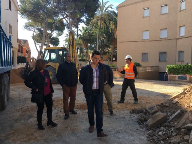 El Ayuntamiento realiza tres obras de renovación urbanística en tres puntos distintos de Santiago de la Ribera afectando a una veintena de calles - 2, Foto 2