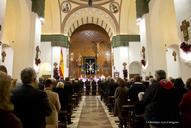 La Cofradia del Cristo del Socorro celebro la tradicional misa solemne en honor a su titular - 1, Foto 1
