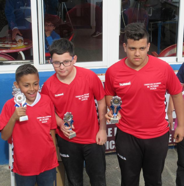 Las triplistas del club de petanca La Salceda, de nuevo campeonas regionales - 3, Foto 3