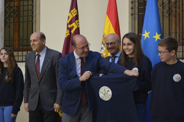 La Comunidad destaca el talento del equipo Electronic Falcons, ejemplo de la importancia de seguir despertando vocaciones científicas - 5, Foto 5