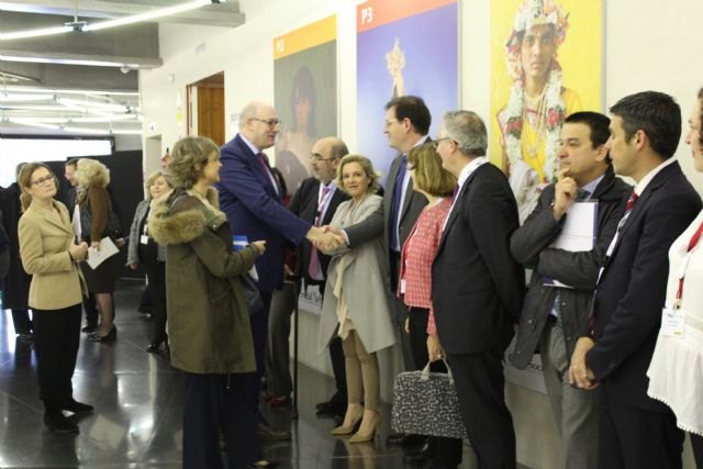 Los pagos directos de la PAC llegan a suponer más del 25 por ciento de la renta de sectores como el ganadero en la Región - 1, Foto 1