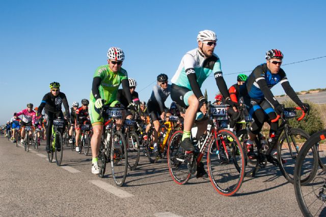 La marcha ciclista La Mobel Sierra Espuña congrega a 400 ciclistas en su segunda edicion, Foto 2