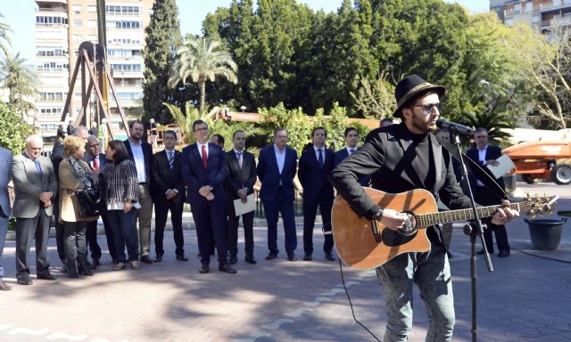 Obras de los artistas murcianos más universales se recrearán con flores en los jardines durante las Fiestas de Primavera - 4, Foto 4