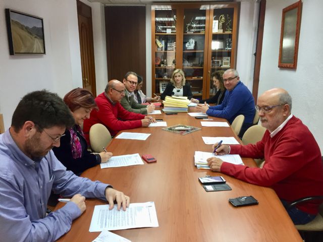 La Junta de Gobierno Local de Molina de Segura inicia el expediente de contratación de asistencia técnica para la dinamización de centros sociales y Juntas de Zona y el desarrollo de Presupuestos Participativos 2020 - 1, Foto 1