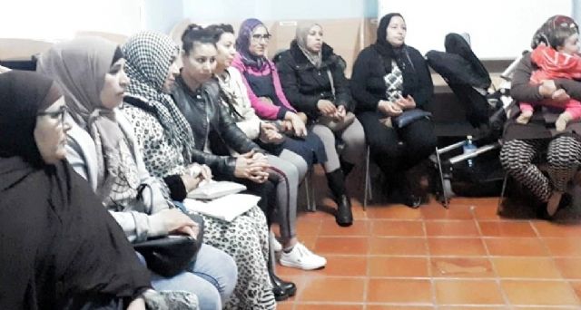 The Department of Equality and Murcia Acoge create a space for knowledge and debate of the environment among the female immigrant population, Foto 2