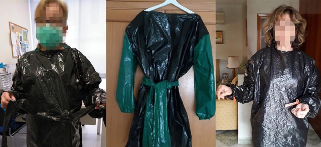 Voluntarios de la UPCT hacen batas de un solo uso para el personal del Hospital Santa Lucía con sacos de plástico y cinta adhesiva - 1, Foto 1