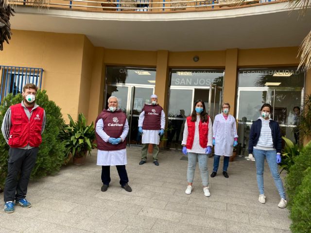 La Iglesia incrementa el apoyo a los colectivos vulnerables en Cartagena durante esta pandemia - 1, Foto 1