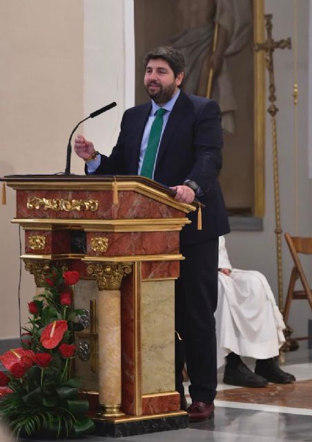 López Miras: No es posible conocer la Región de Murcia sin maravillarse ante nuestra forma de entender la Semana Santa - 2, Foto 2