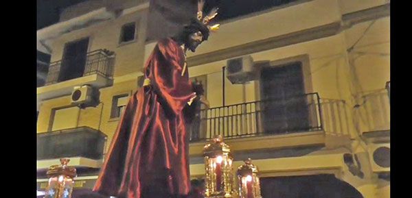 La Asociación Cofrade Jesús de las Lágrimas bendijo el barrio en Vía-crucis - 1, Foto 1