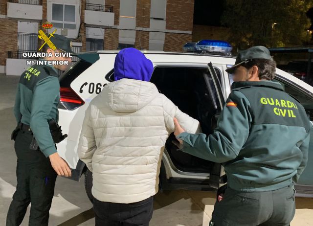 Detenido el joven que intentó robar a punta de navaja un comercio de Bullas - 1, Foto 1