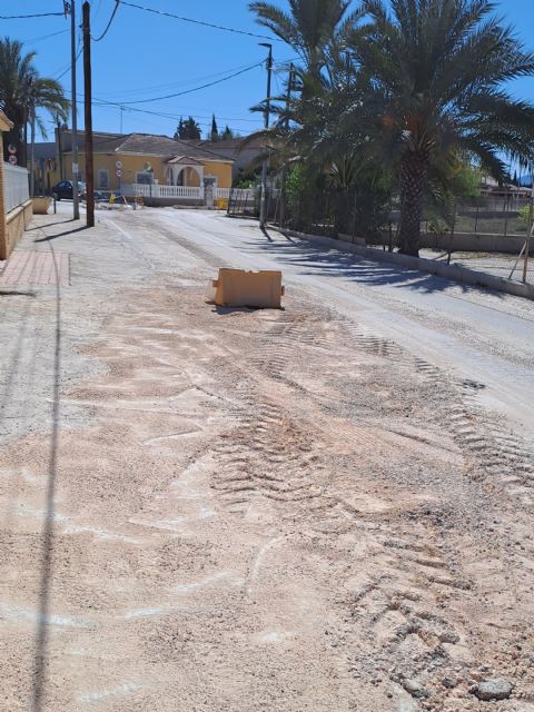 Numerosas quejas de los vecinos al ayuntamiento por el mucho tiempo que llevan las calles levantadas en obras - 2, Foto 2