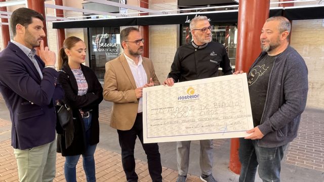 Restaurante La Alacena dona su premio en las Jornadas Gastronómicas del Arroz de Calasparra en Lorca, a la investigación del cáncer infantil - 4, Foto 4