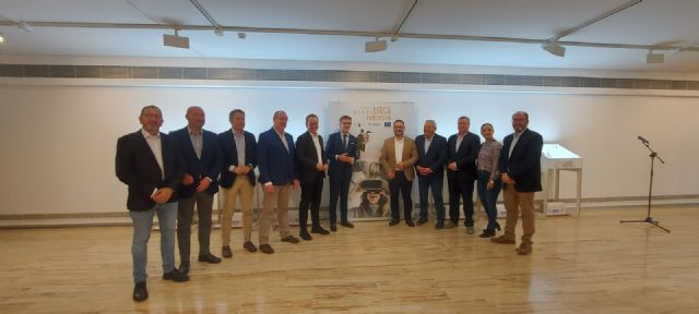 El Gobierno regional entrega a las cofradías de Semana Santa de Lorca ocho gafas de realidad virtual - 1, Foto 1