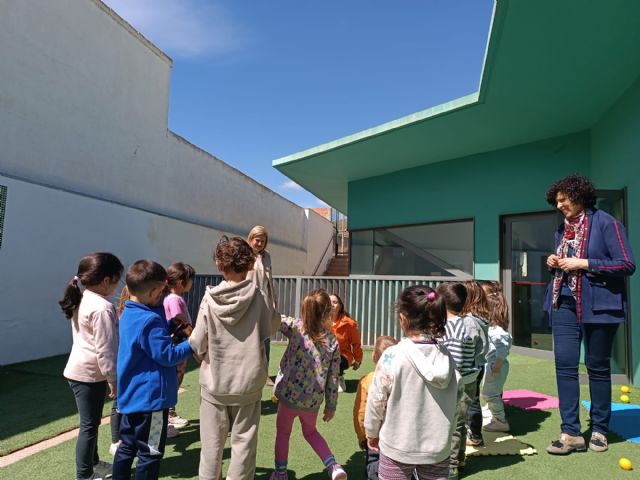 Más de cincuenta niños disfrutan de la Escuela de Semana Santa para facilitar la conciliación durante este periodo vacacional - 3, Foto 3