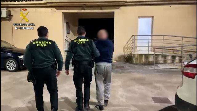 La Guardia Civil detiene in fraganti en Cehegín a un presunto traficante de drogas - 2, Foto 2