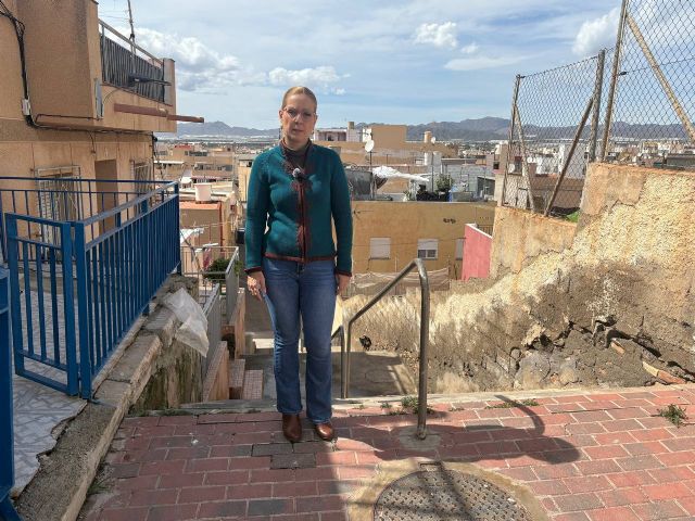 Sáez: La inacción del Ejecutivo de Moreno está poniendo en peligro a los vecinos de la calle La Palmera - 1, Foto 1