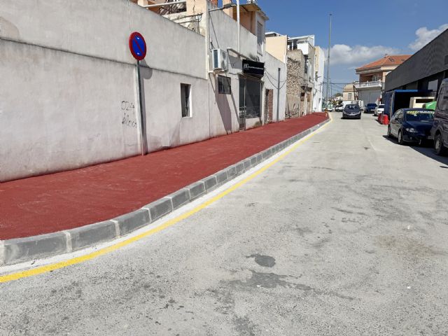 El Ayuntamiento invierte 108.000 euros en mejorar la accesibilidad y ordenar el tráfico en la explanada Maestro Ángel Palazón - 4, Foto 4