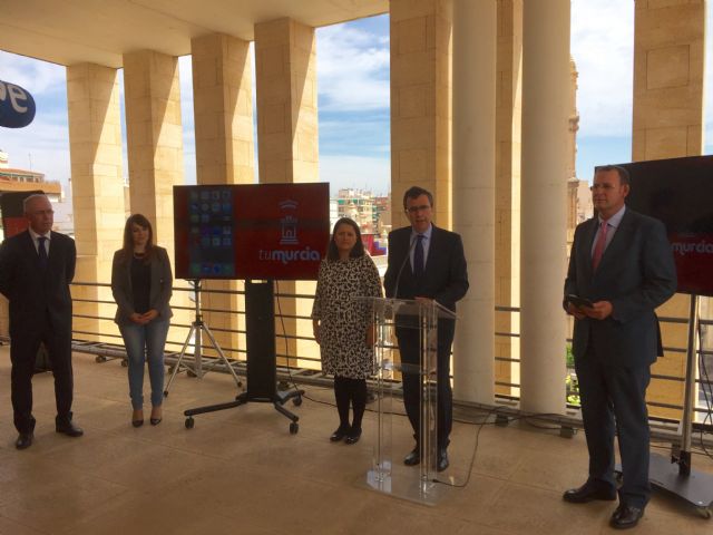 Los murcianos evaluarán el primer año de gestión de Ballesta y sus concejales en un ágora pública - 1, Foto 1