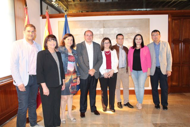 Concejales del PP de Alhama realizaron una visita al Palacio de San Esteban, Foto 2