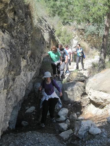 Some 30 athletes participating in the hiking trail to the place of Madroal (Cieza), Foto 3
