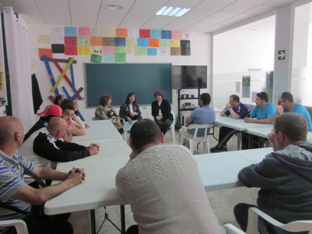 El Grupo Municipal Popular visita AFEMAC - 2, Foto 2