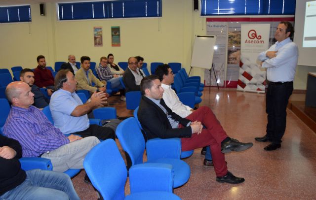 La Universidad de Murcia orienta a ASECOM sobre las prácticas de sus alumnos en empresas - 3, Foto 3