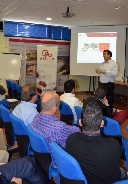 La Universidad de Murcia orienta a ASECOM sobre las prácticas de sus alumnos en empresas - 4, Foto 4