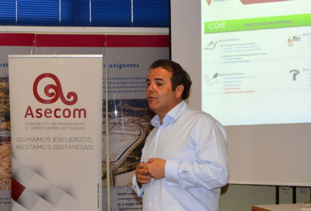 La Universidad de Murcia orienta a ASECOM sobre las prácticas de sus alumnos en empresas - 5, Foto 5