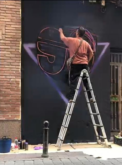 La oficina Municipal del Grafiti continúa apostando por el decoro y las intervenciones artísticas en paredes de nuestra ciudad - 1, Foto 1