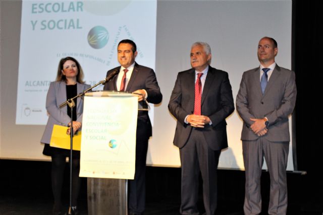 Comenzó en Alcantarilla el I Congreso Nacional de Convivencia Escolar y Social - 1, Foto 1